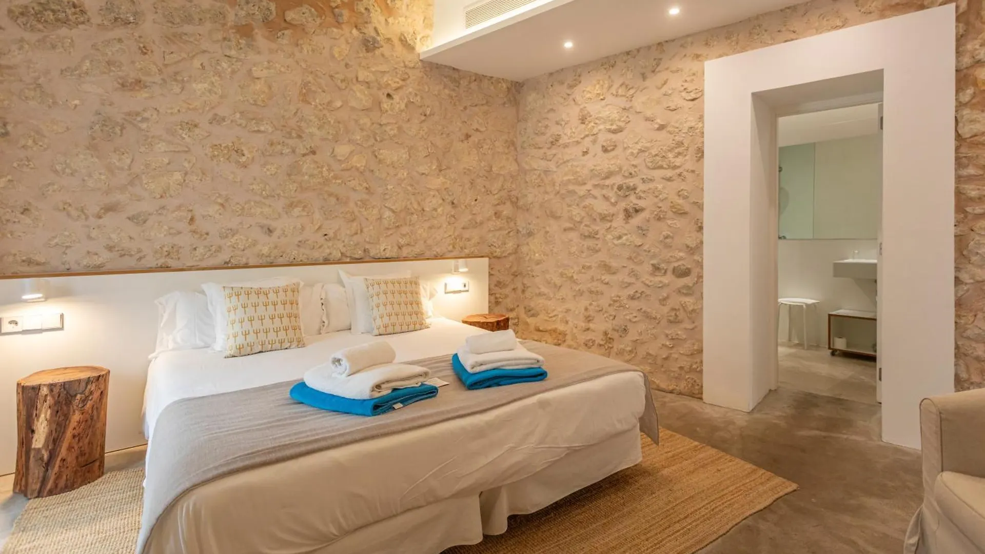 Can Cota Boutique - Turismo de interior Selva  Hotel